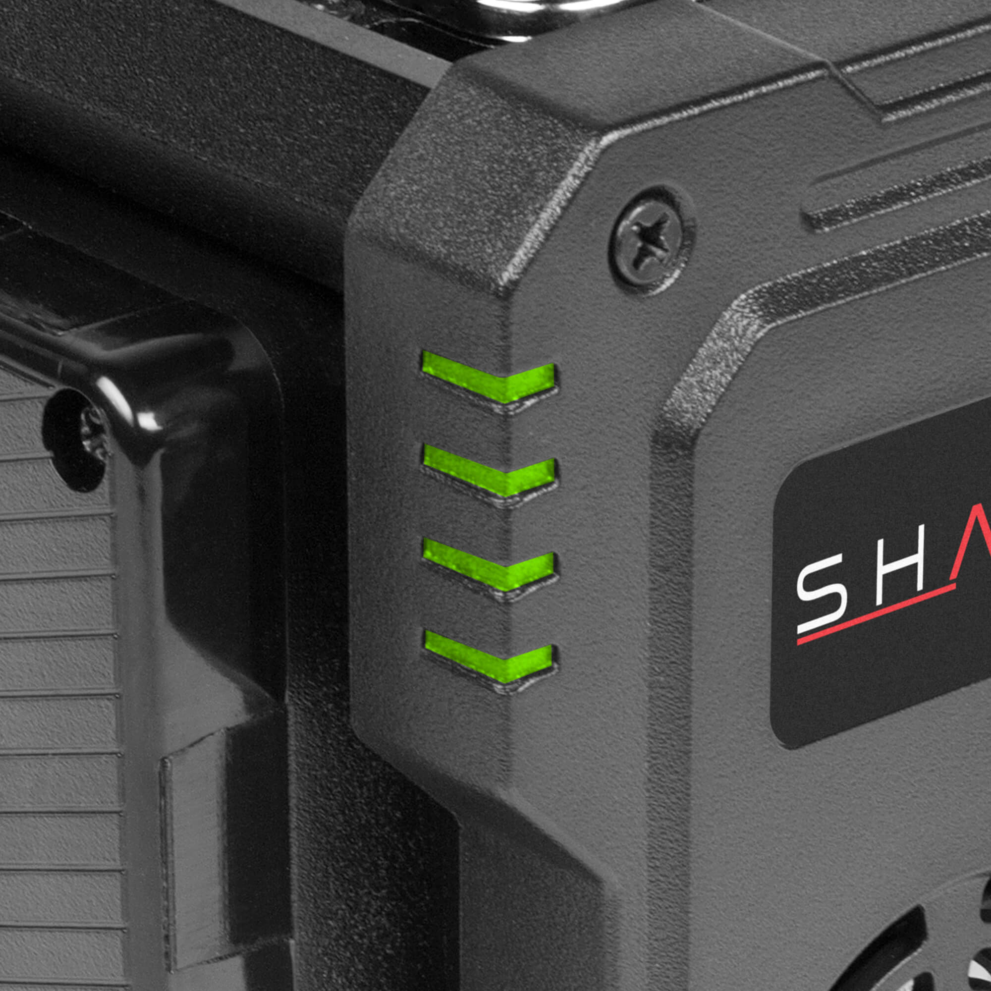 FULL PLAY intelligent 4-channel V-mount lithium-ion battery charger 02_SHAPE_Full_Play_Intelligent_4-Channel_V-Mount_Battery_Charger